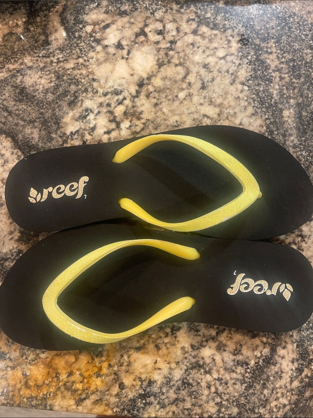 Reef Black Flip Flops with Yellow Glitter Straps - Picture 3 of 3
